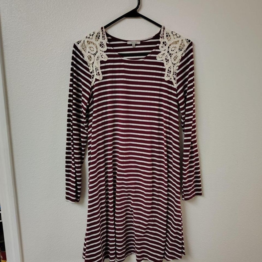 Jodifl Burgundy‎ White Striped Lace Shoulder Long Sleeve Swing Dress Small